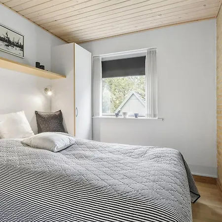 Holiday home Gisa - 500m From The Sea In Nw Jutland By Interhome *