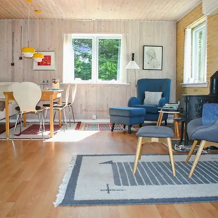 度假居 Gisa - 400m From The Sea By Interhome