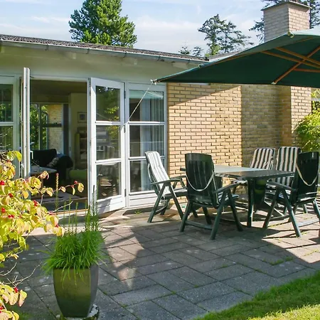 Dom wakacyjny Gisa - 400m From The Sea By Interhome *